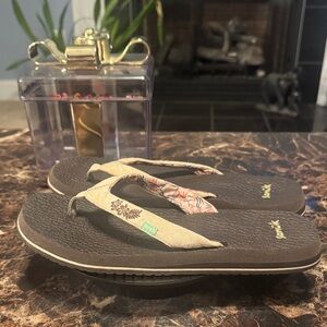 Sanuk Yoga Paradise II - Women’s Natural Paradise Palm Sandals - Size 9